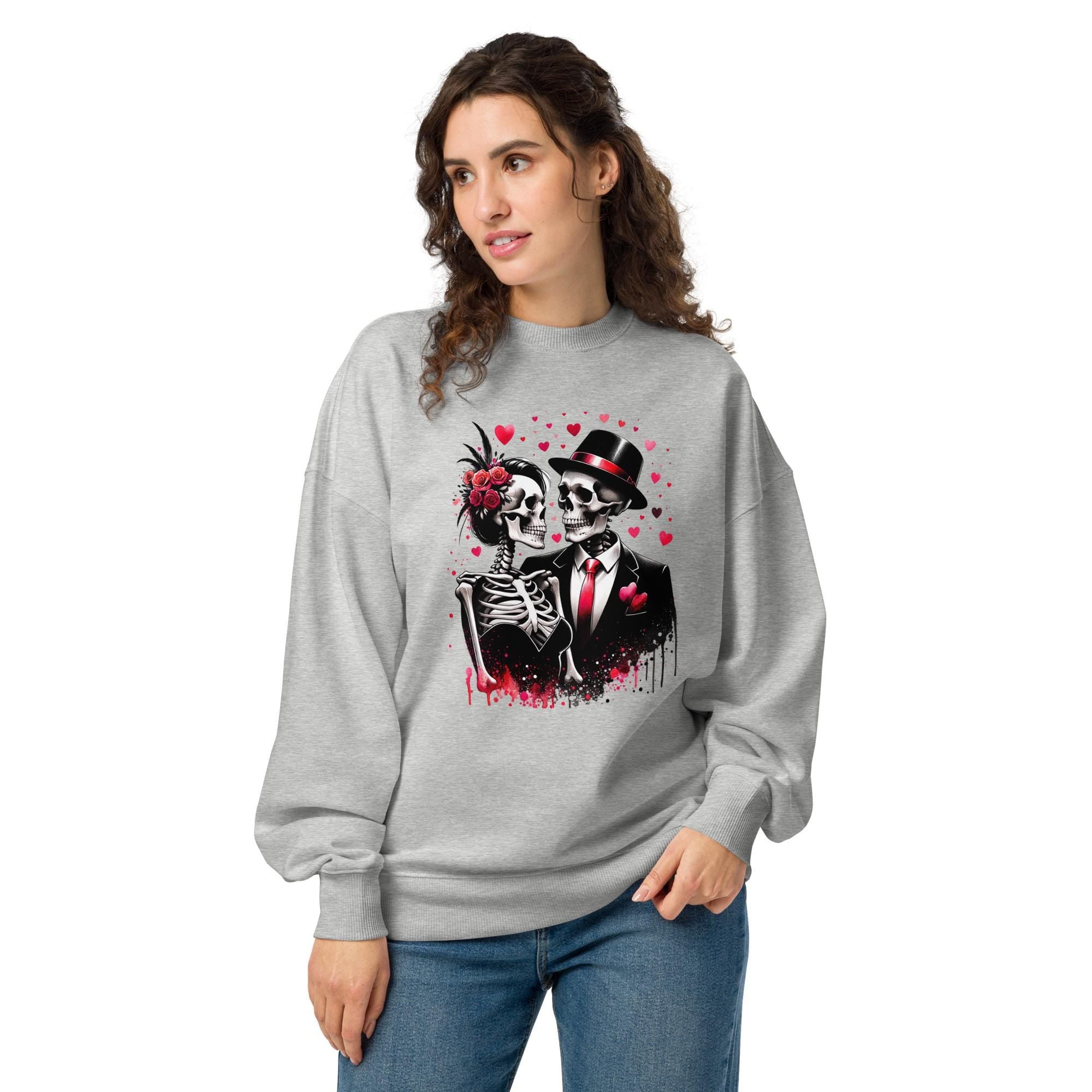 Dancing Couples Last Forever – Oversized Organic Sweatshirt | Skeleton Couple | Gothic Love | Dance Streetwear